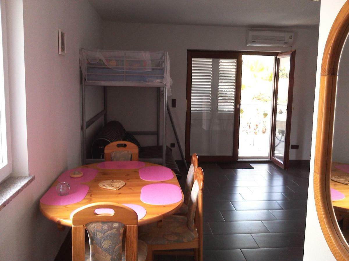 פובליאנה Ferienwohnung-Apartment Bootsliegeplatz Nach Anfrage מראה חיצוני תמונה